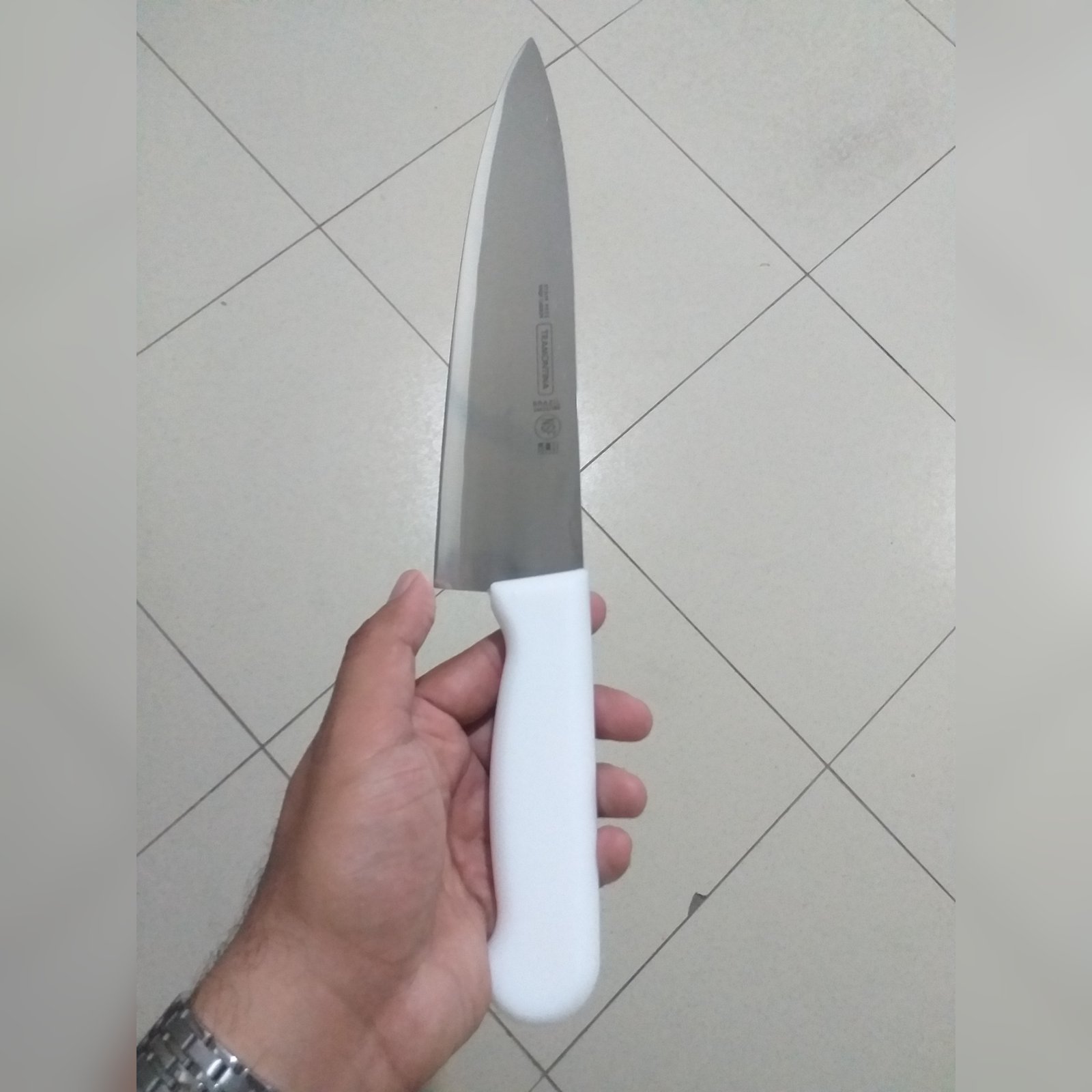 Buy imported Tramontina Brazil stainless steel knives in 5 sizes. Razor-sharp, stain-free, multipurpose for kitchen & Qurbani. Order online at Mughal Cutlery. mughalcutlery (1)